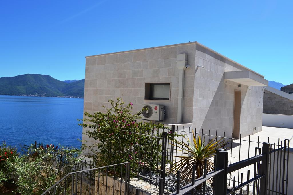 Villa Krasici Tivat Eksteriør billede