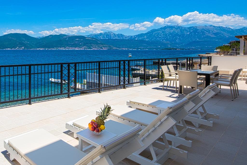 Villa Krasici Tivat Eksteriør billede