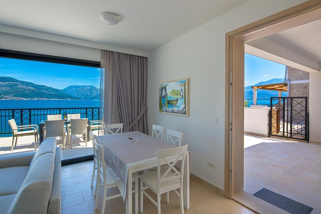 Villa Krasici Tivat Eksteriør billede