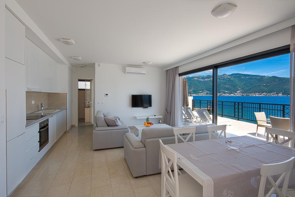 Villa Krasici Tivat Eksteriør billede
