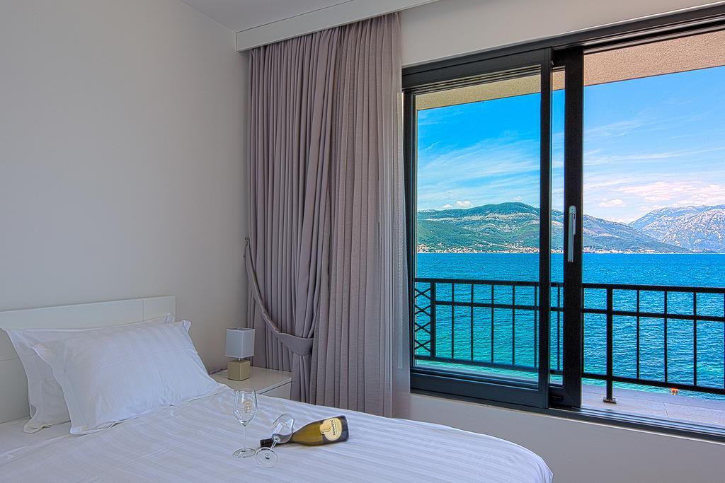 Villa Krasici Tivat Eksteriør billede