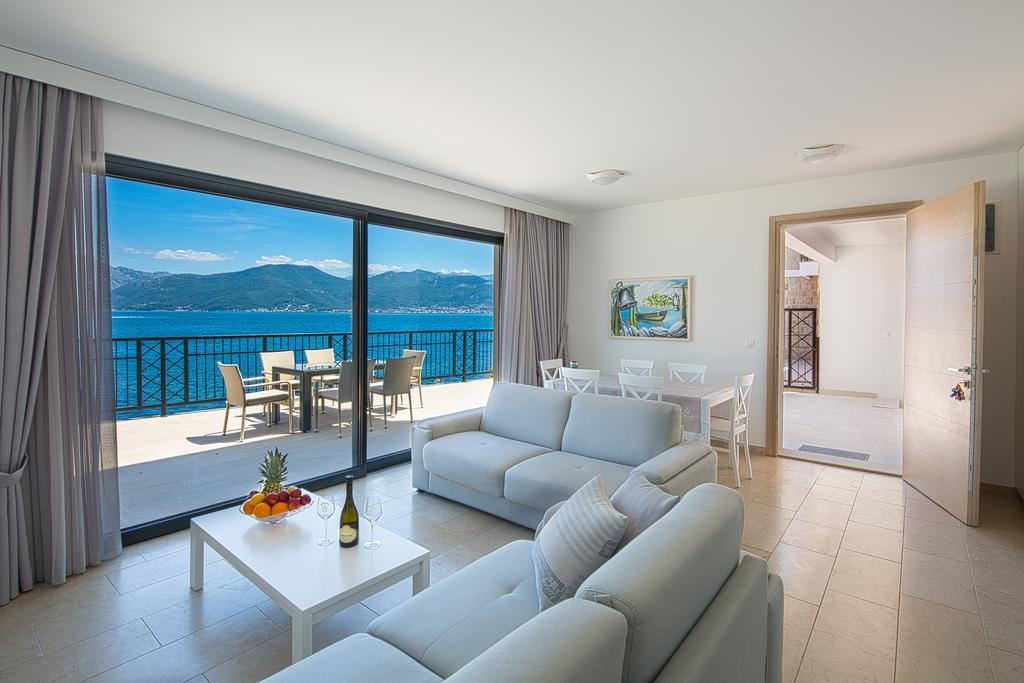 Villa Krasici Tivat Eksteriør billede