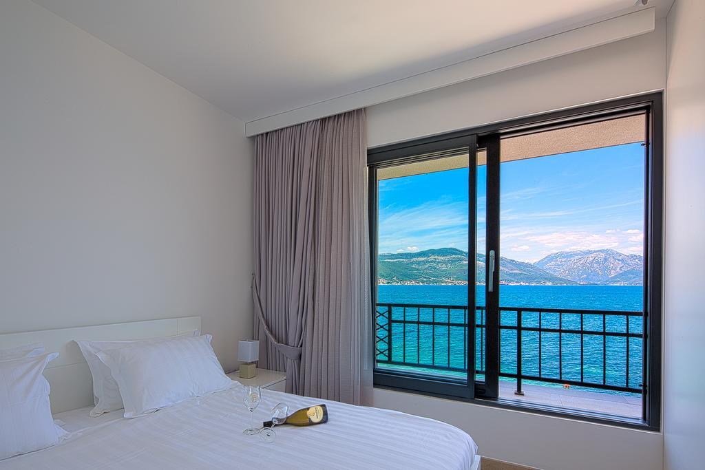 Villa Krasici Tivat Eksteriør billede