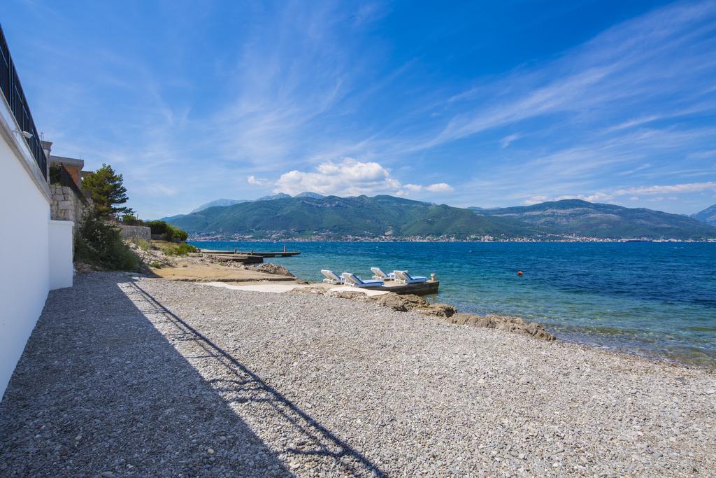 Villa Krasici Tivat Eksteriør billede