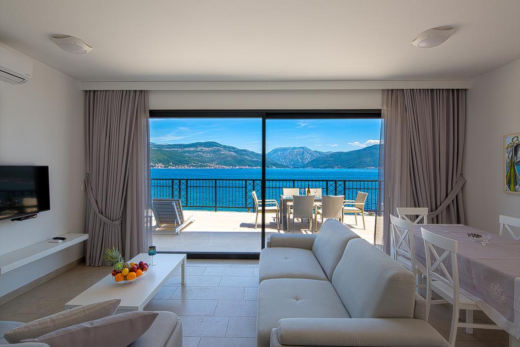 Villa Krasici Tivat Eksteriør billede